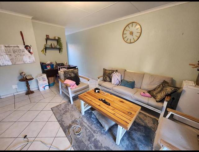 2 BEDROOM TOWNHOUSE FOR SALE IN HIGHVELD